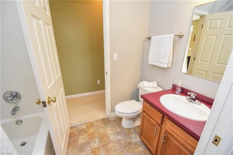 5645 Clingan Rd #3A, Struthers, OH 44471 photo 27