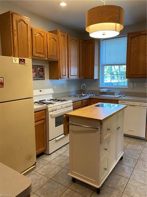 835 Michigan Ave, Ashtabula, OH 44004 photo 12