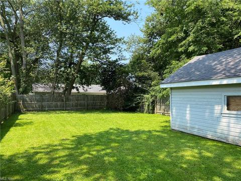 835 Michigan Ave, Ashtabula, OH 44004 photo 31