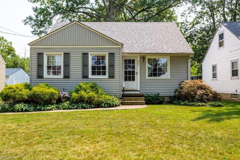 605 Cornell Ave, Elyria, OH 44035 photo 2