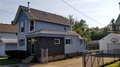 527 Thayer Ave, Ashtabula, OH 44004 photo 3