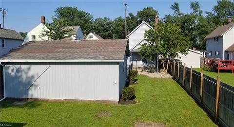 527 Thayer Ave, Ashtabula, OH 44004 photo 10