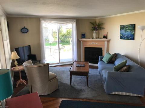 18 Lake Hurst Dr, Ashtabula, OH 44004 photo 8