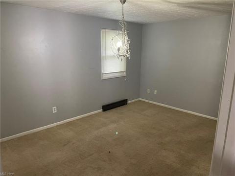2574 Ocelot St NE, Canton, OH 44721 photo 5