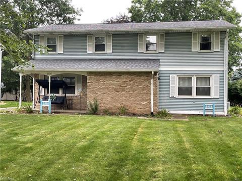 2574 Ocelot St NE, Canton, OH 44721 photo 1