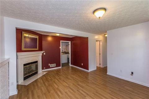 952 Emory Ave, Akron, OH 44310 photo 18