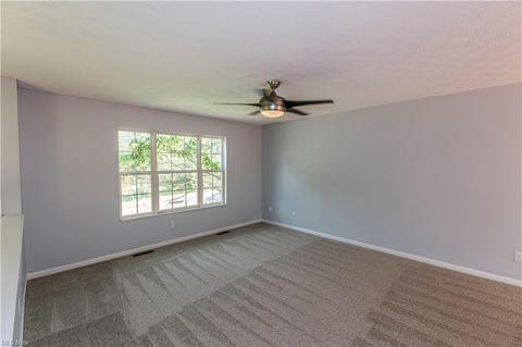 952 Emory Ave, Akron, OH 44310 photo 7