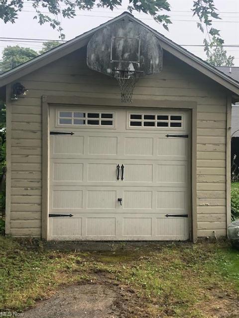 2556 Walnut Blvd, Ashtabula, OH 44004 photo 12