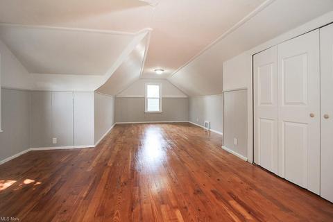 974 Learidge Rd, Lyndhurst, OH 44124 photo 6