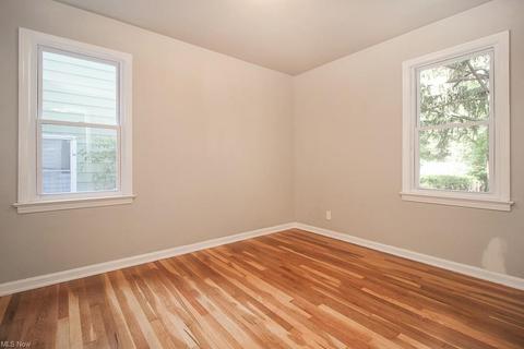 974 Learidge Rd, Lyndhurst, OH 44124 photo 15