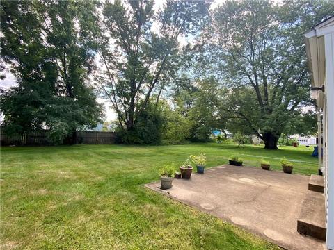 970 Annapolis Ave, Akron, OH 44310 photo 3
