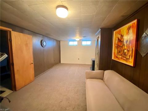 970 Annapolis Ave, Akron, OH 44310 photo 11