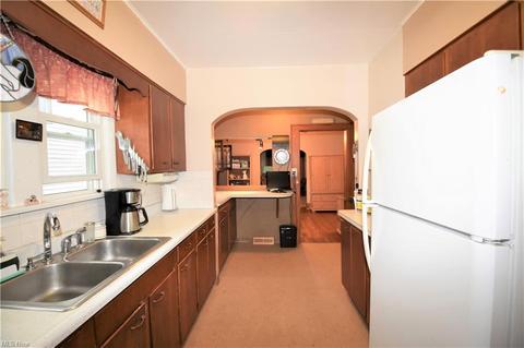 58 Terrace Dr, Boardman, OH 44512 photo 3