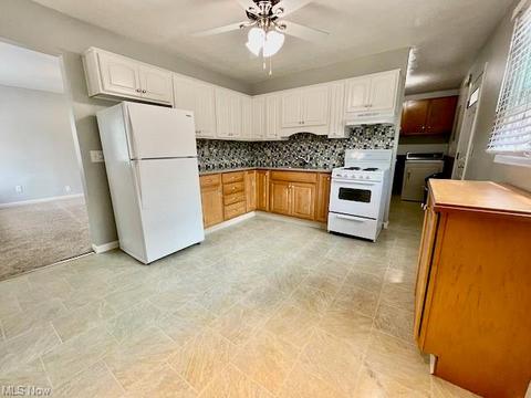 614 Boston Ave, Elyria, OH 44035 photo 11
