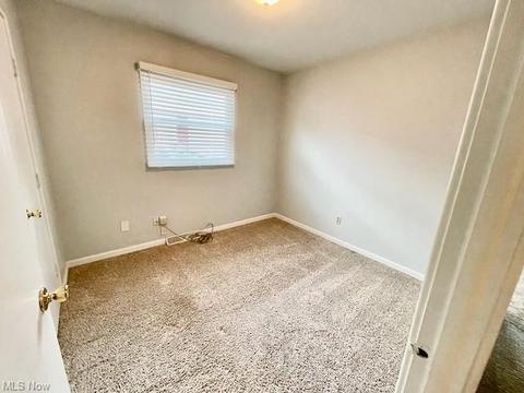 614 Boston Ave, Elyria, OH 44035 photo 16