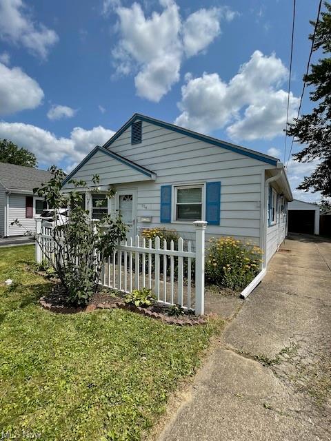 614 Boston Ave, Elyria, OH 44035 photo 2