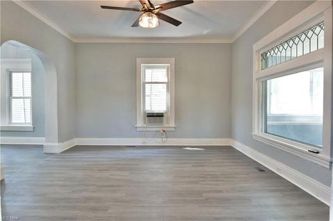 286 Poland Ave, Struthers, OH 44471 photo 9