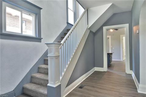 286 Poland Ave, Struthers, OH 44471 photo 8