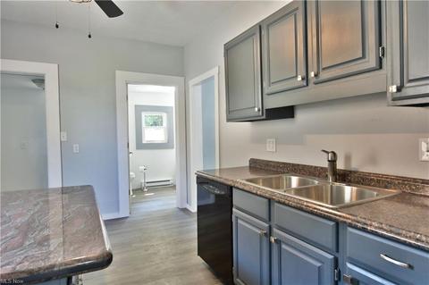 286 Poland Ave, Struthers, OH 44471 photo 17