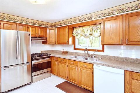 37910 Aurora Rd, Solon, OH 44139 photo 4
