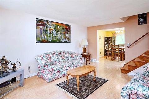 37910 Aurora Rd, Solon, OH 44139 photo 2