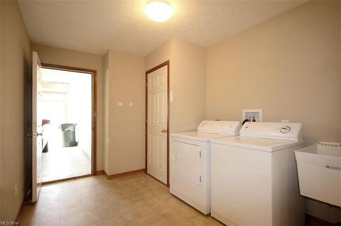 119 Ashfield Ct, Elyria, OH 44035 photo 20
