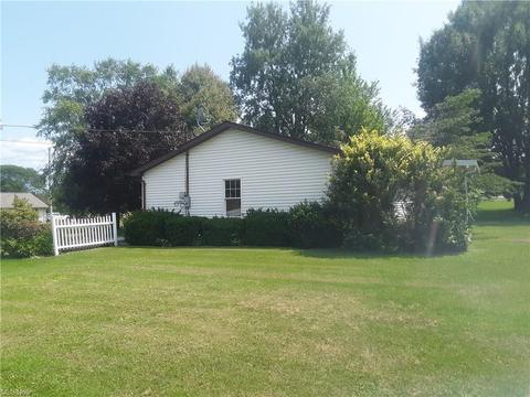 5881 Pine, Andover, OH 44003 photo 3