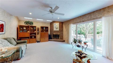 36175 Pepper Dr, Solon, OH 44139 photo 11