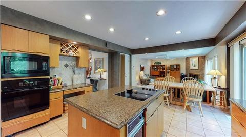 36175 Pepper Dr, Solon, OH 44139 photo 7