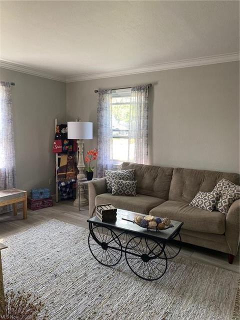 458 Cambridge Ave, Elyria, OH 44035 photo 16