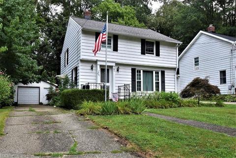 621 N Willow St, Kent, OH 44240 photo 2