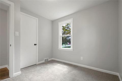 531 Audrey Ln, Struthers, OH 44471 photo 8