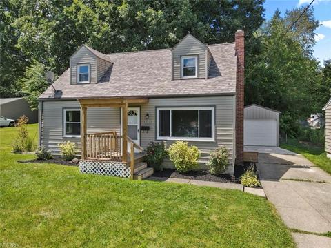 531 Audrey Ln, Struthers, OH 44471 photo 1