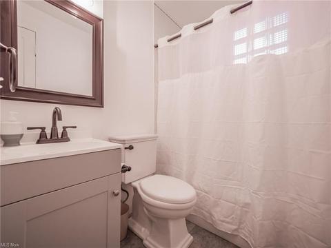 26 Pleasant St, Wakeman, OH 44889 photo 15