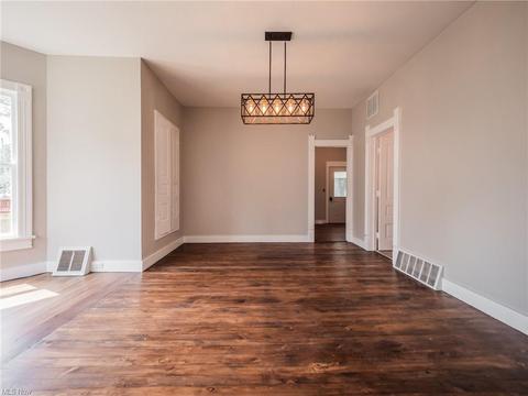 26 Pleasant St, Wakeman, OH 44889 photo 11