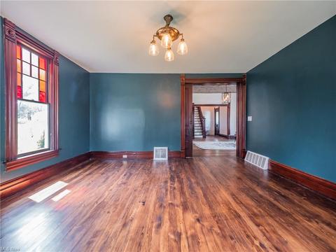 26 Pleasant St, Wakeman, OH 44889 photo 8