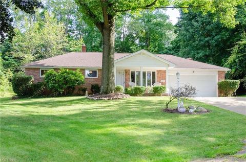 1214 Wicklow Way NW, Canton, OH 44708 photo 2