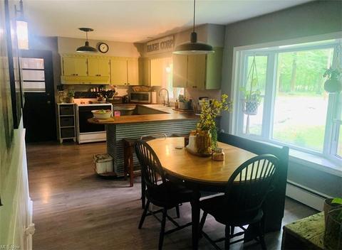 2121 Blake Rd, Wadsworth, OH 44281 photo 8