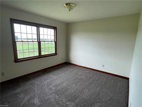 7977 Giddings Rd, Rootstown, OH 44272 photo 19