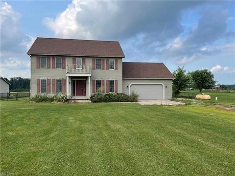 7977 Giddings Rd, Rootstown, OH 44272 photo 1