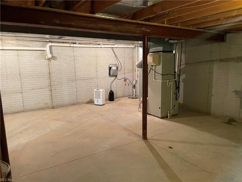 7977 Giddings Rd, Rootstown, OH 44272 photo 24