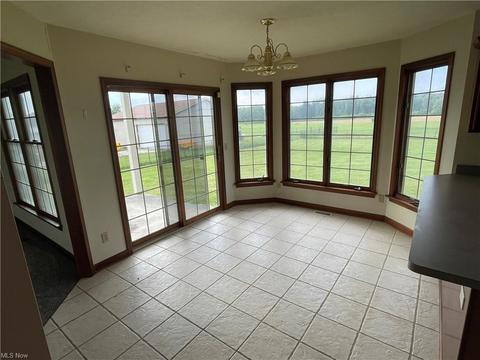 7977 Giddings Rd, Rootstown, OH 44272 photo 9