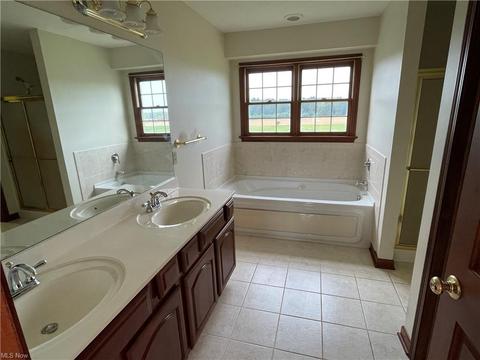 7977 Giddings Rd, Rootstown, OH 44272 photo 15