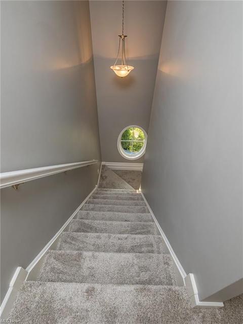 250 Olive St, Elyria, OH 44035 photo 13