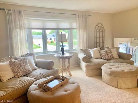 7300 Ames Rd, Parma, OH 44129 photo 8