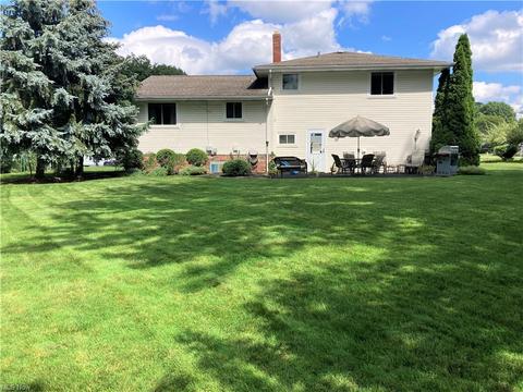 7300 Ames Rd, Parma, OH 44129 photo 17