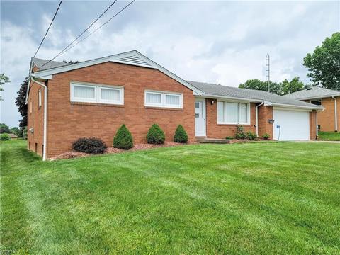 425 Ambrose Ave NW, Canton, OH 44708 photo 2