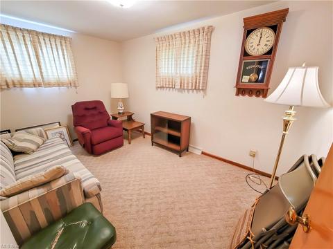 425 Ambrose Ave NW, Canton, OH 44708 photo 11