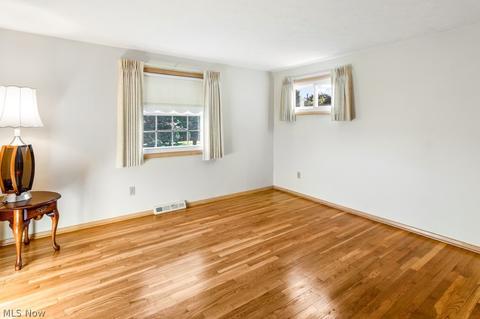 2475 Alan Dr, Willoughby Hills, OH 44092 photo 12