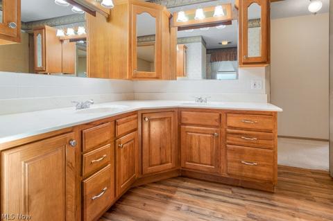 2475 Alan Dr, Willoughby Hills, OH 44092 photo 17
